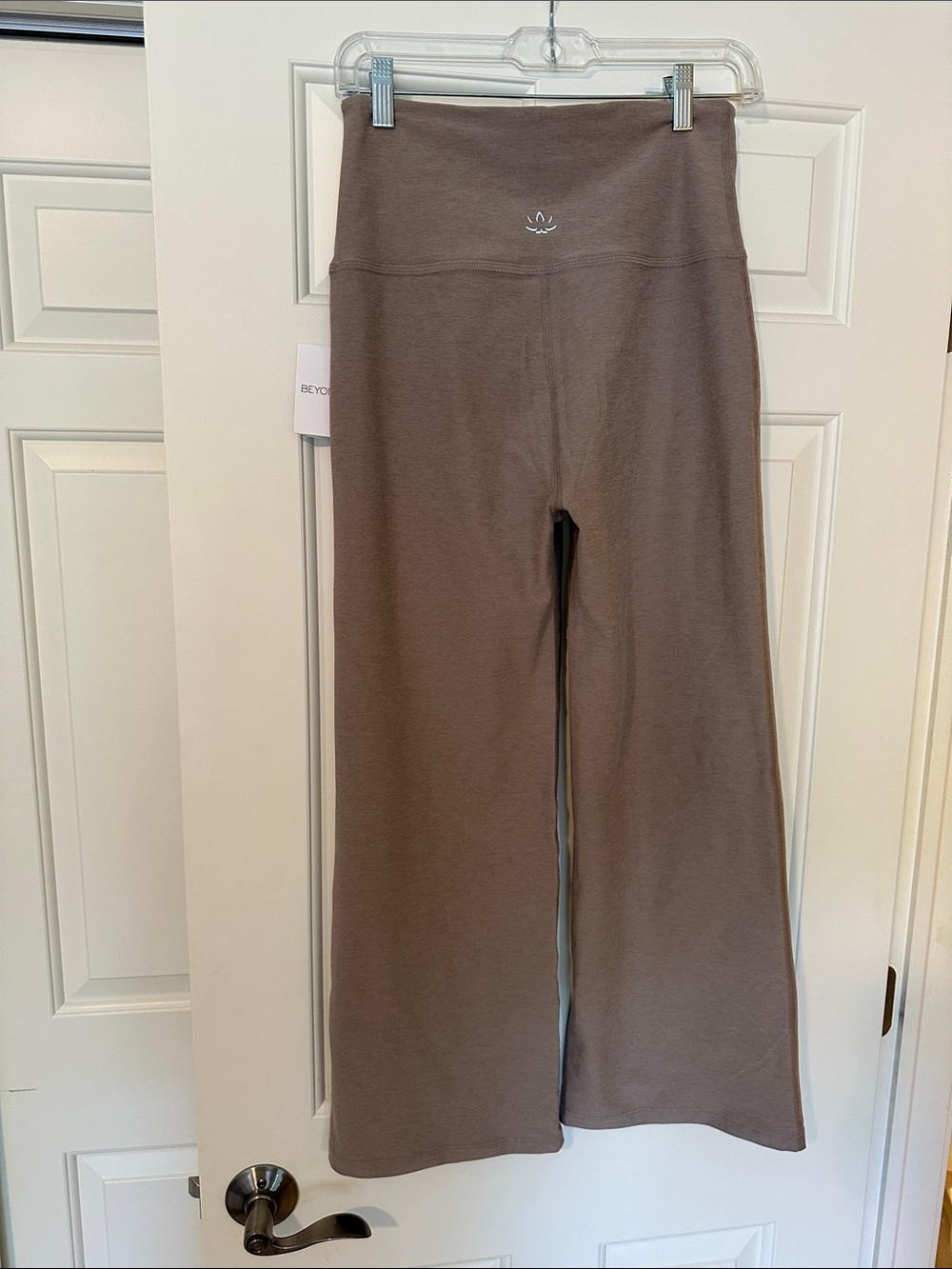 NWT Beyond Yoga spacedye retro crop pant - Picture 3 of 4